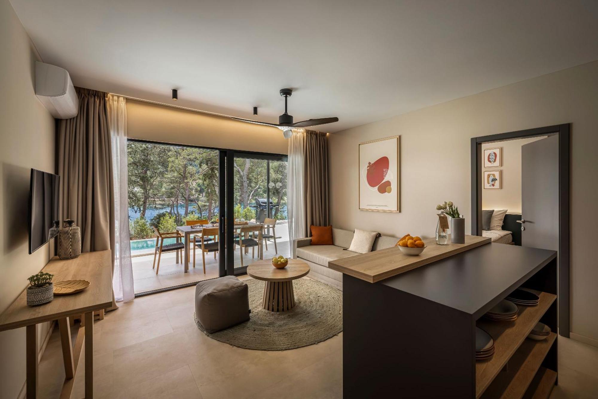 Valamar Amicor Green Resort Stari Grad  Exterior foto